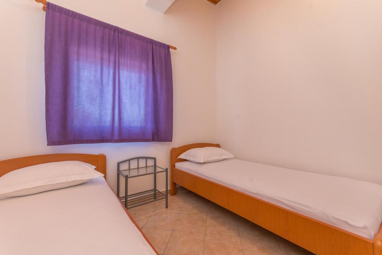 Apartmani Bonaca - 10M To The Sea Grebaštica Extérieur photo