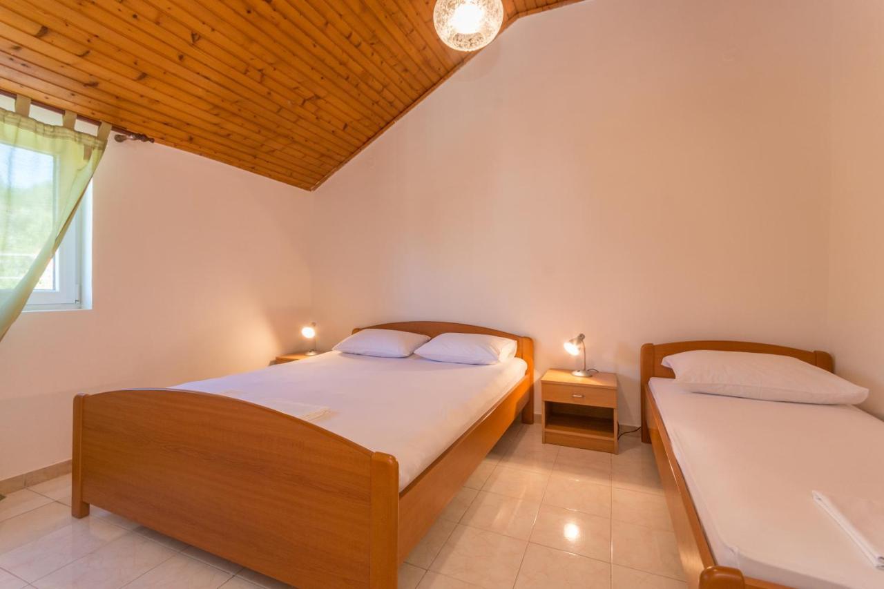 Apartmani Bonaca - 10M To The Sea Grebaštica Extérieur photo